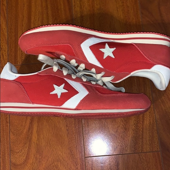 Converse Shoes - Low Top Converse